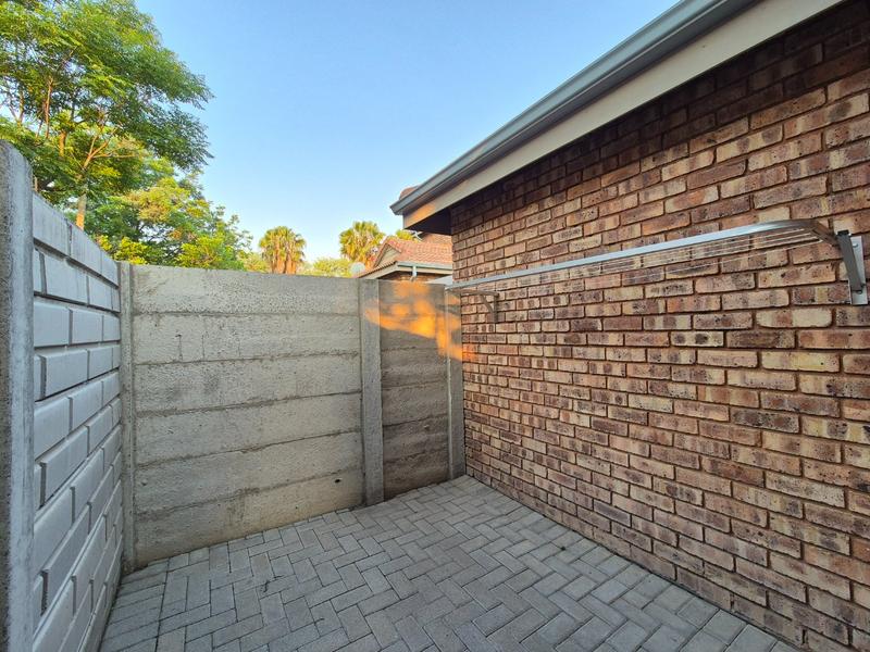 To Let 2 Bedroom Property for Rent in Ngwenya River Estate North West